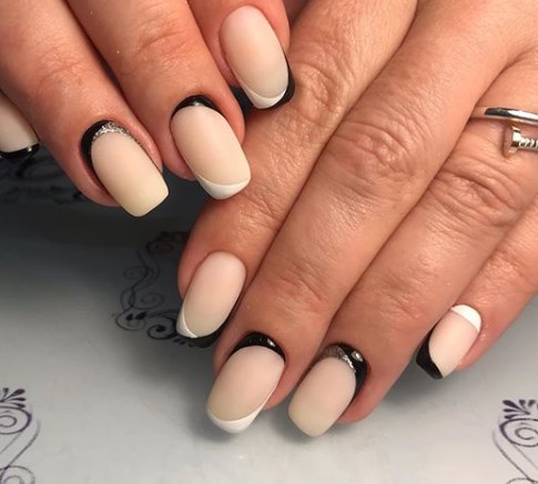 Двойной французский маникюр 2020