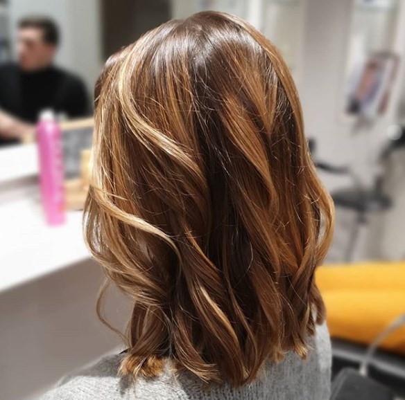 Прическа каре 2020