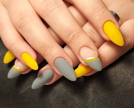 Матовый маникюр 2020