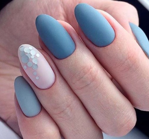 Матовый маникюр 2020