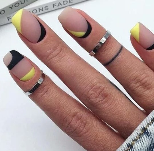 Матовый маникюр 2020