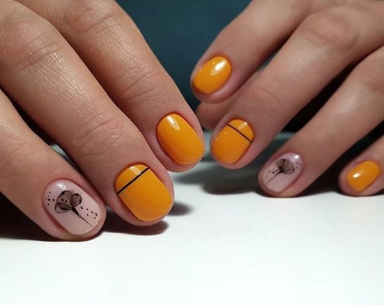 Оранжевый маникюр 2020