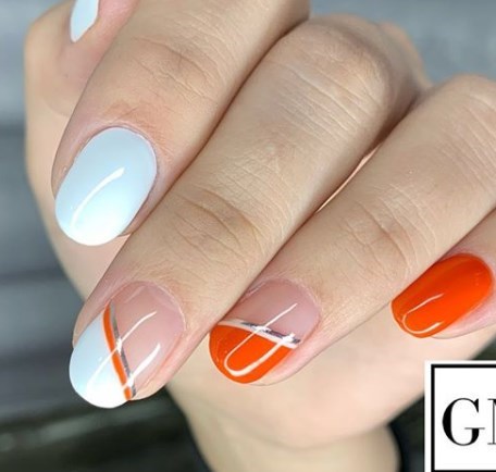 Оранжевый маникюр 2020