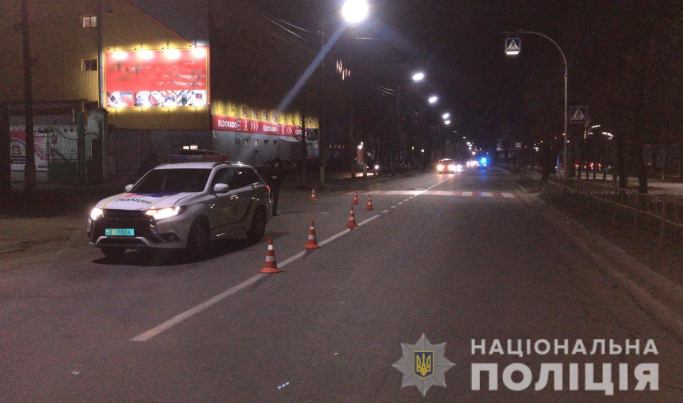 На Киевщине авто полицейских наехало на мужчину - Новости Киева На Киевщине авто полицейских наехало на мужчину - Новости Киева