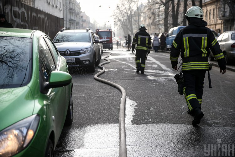 Во время пожара в Минкульте спасены четыре человека Во время пожара в Минкульте спасены четыре человека