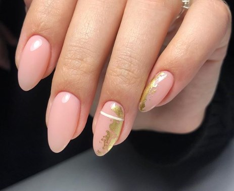 Маникюр минимализм 2020