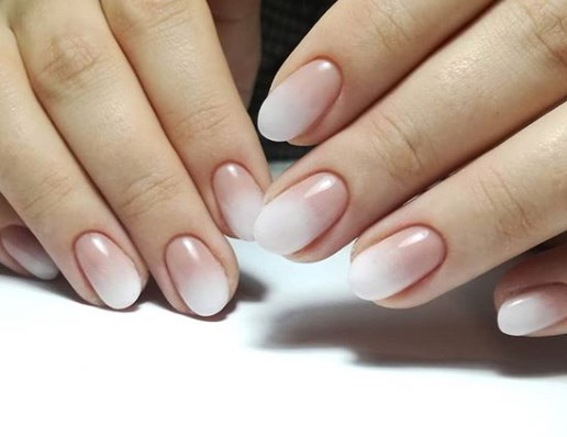 Маникюр омбре градиент 2020