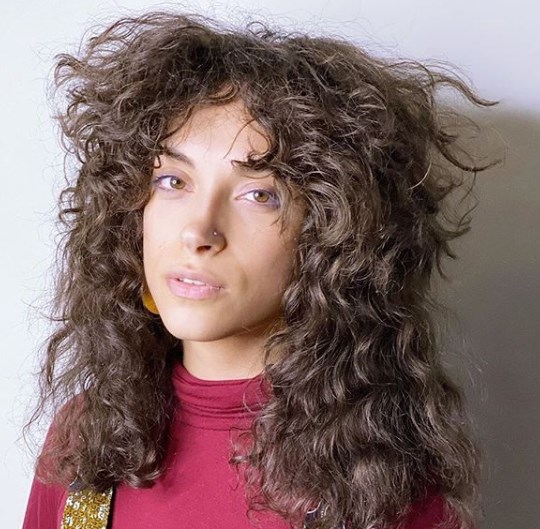 Стрижки на средние волосы