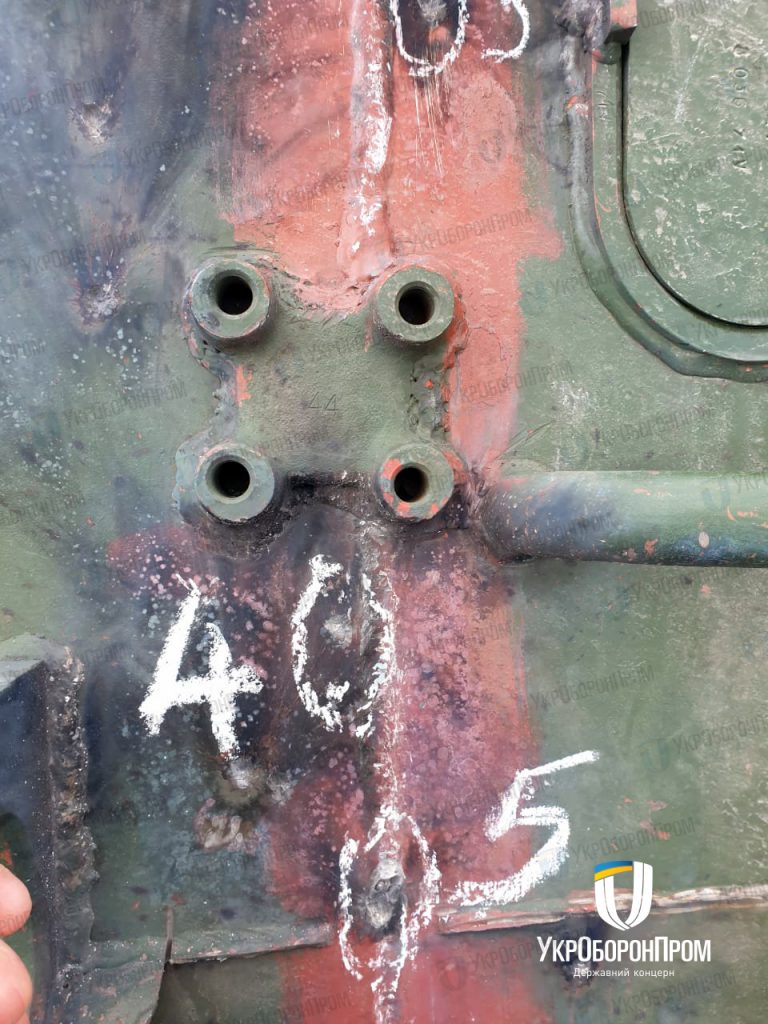 Расстреляли БТР-4 Расстреляли БТР-4