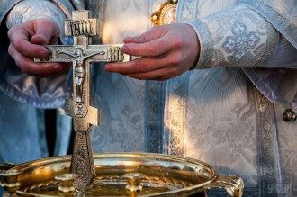 Когда набирать воду на Крещение 2020, во что и как правильно это делать Когда набирать воду на Крещение 2020, во что и как правильно это делать