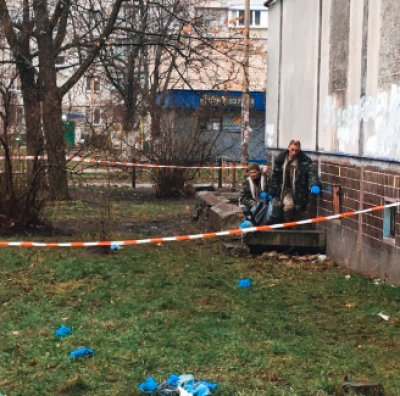 Тела мужчин, найденные в столице в подвале жилого дома, начали разлагаться Тела мужчин, найденные в столице в подвале жилого дома, начали разлагаться