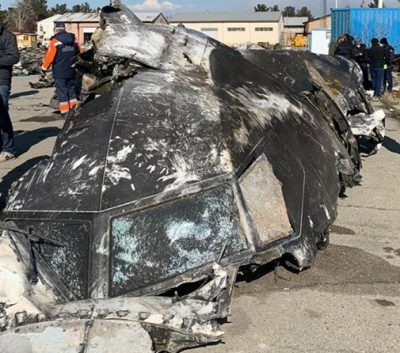 Фрагмент кабины сбитого в Иране украинского Боинга / Фейсбук В.Зеленского