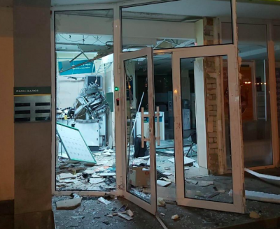 Разнесли полбанка: в Харькове неизвестные взорвали банкомат