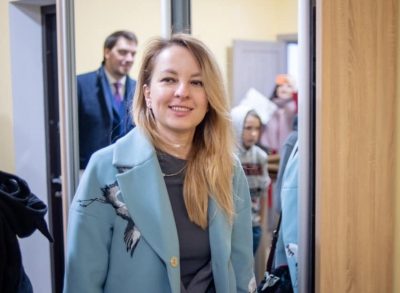 Помощь, премии, надбавки: министр соцполитики получила шокирующую сумму зарплаты