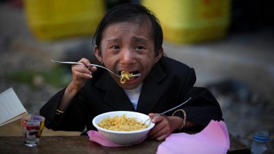 Умер самый маленький человек в мире