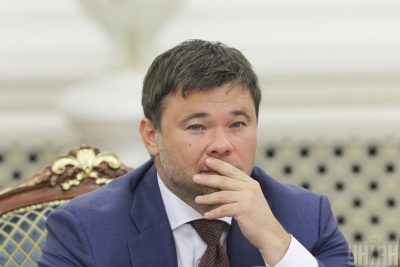 Журналисты узнали, что Андрей Богдан убедил Владимира Зеленского потребовать трансформации правительства