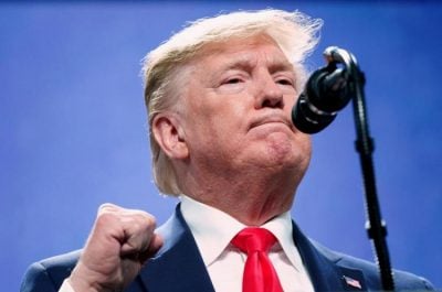 В резиденции Трампа во Флориде открыли огонь - что стряслось