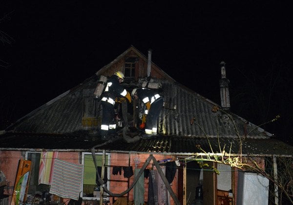 В Днепре при пожаре погибли люди, опубликованы фото и видео с места трагедии