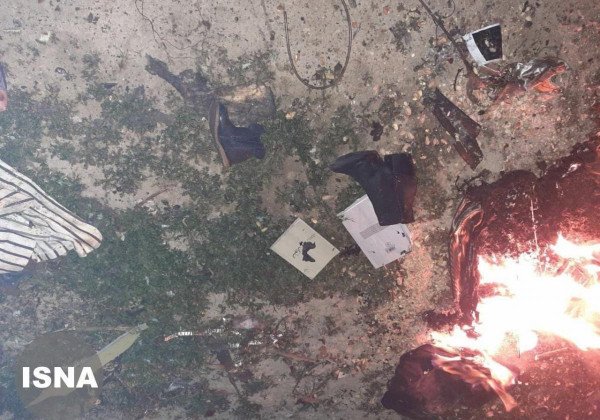 Крушение украинского Boeing-737 в Иране: первые фото с места трагедии