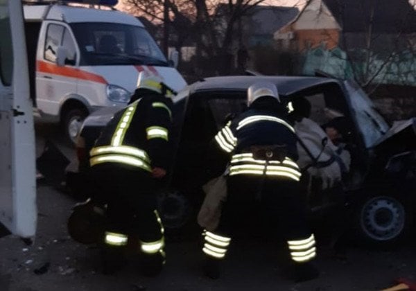 В Никополе Икарус попал в ДТП: есть жертва и много пострадавших