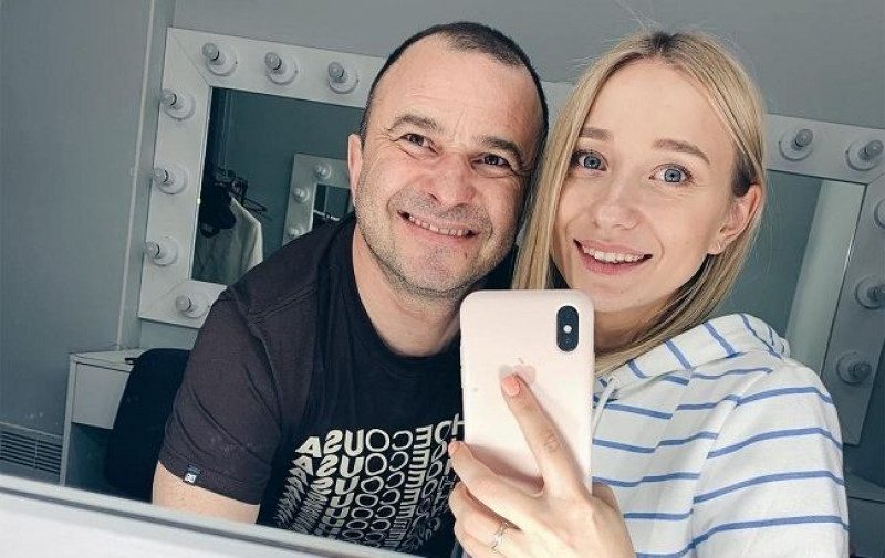 Со слезами на глазах: молодая жена Виктора Павлика намекнула на развод