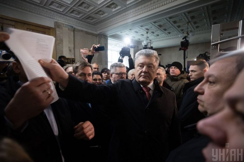 Почему Порошенко наглеет на глазах