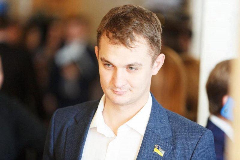 Скандал с фильмом РФ в автобусе: "слуга народа" ответил "порохоботам"