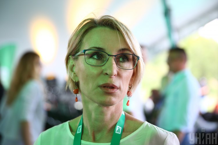 Нардеп обидела социолога, потом извинилась, но указала не его фамилию - Лиза Богуцкая Нардеп обидела социолога, потом извинилась, но указала не его фамилию - Лиза Богуцкая