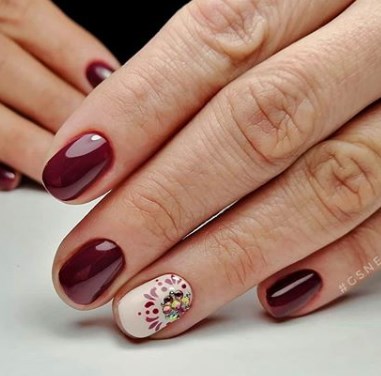 Бордовий манікюр 2020