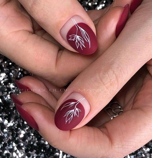 Бордовий манікюр 2020