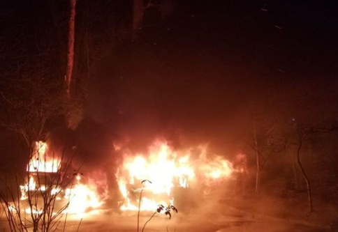 Депутат пожаловался, что его машина сгорела