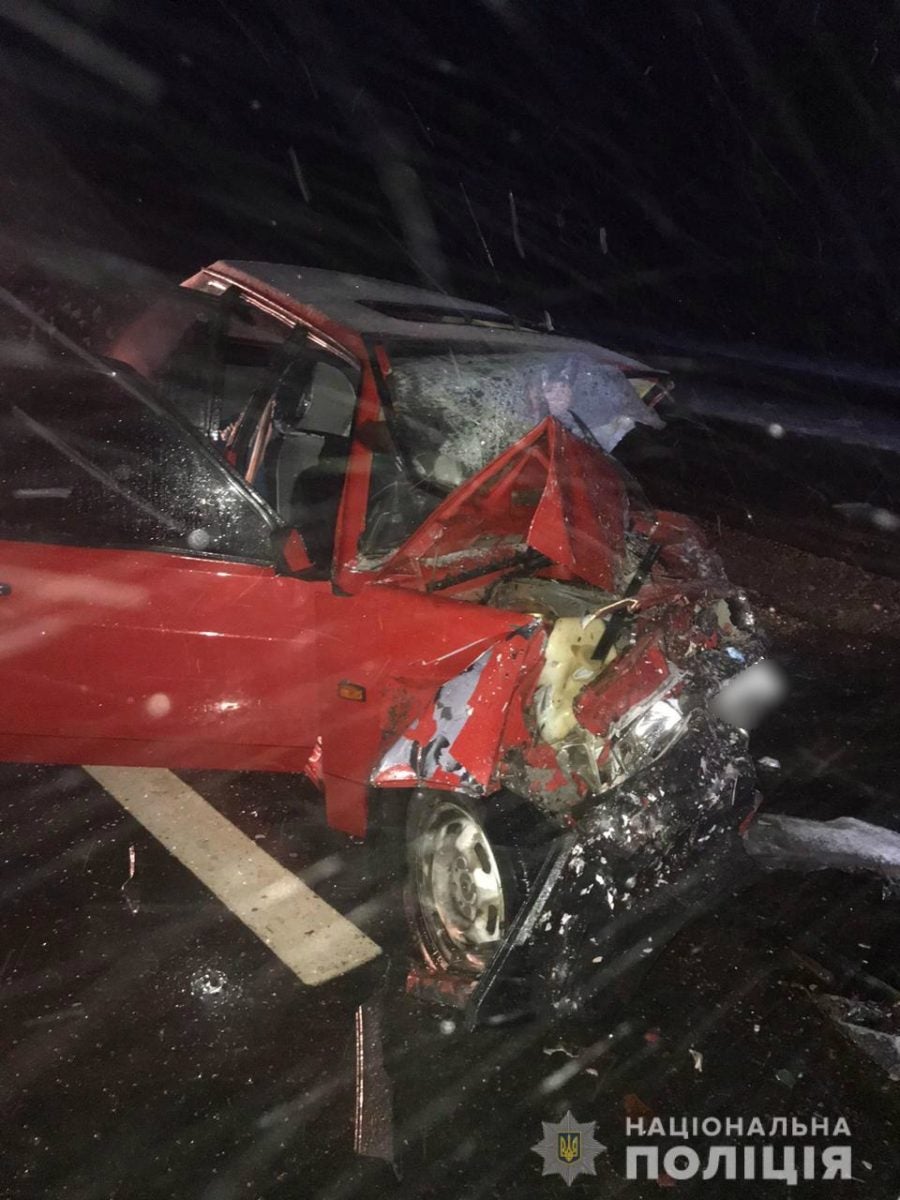 Жуткое ДТП под Харьковом унесло жизни пятерых человек Жуткое ДТП под Харьковом унесло жизни пятерых человек