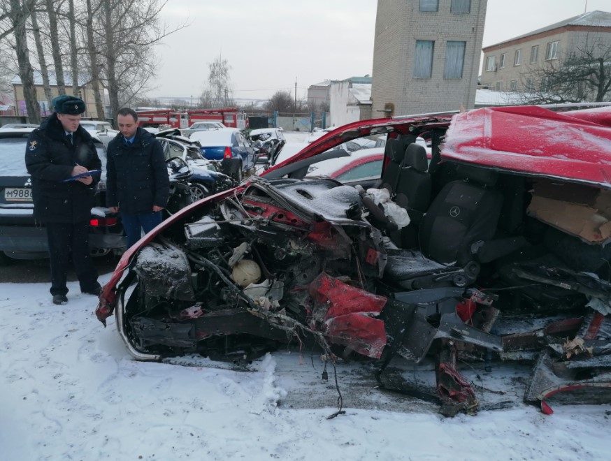 В Москву на заработки: в России в жутком ДТП погибли украинцы В Москву на заработки: в России в жутком ДТП погибли украинцы