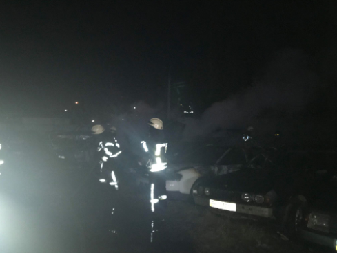 В Одессе произошел пожар на штрафплощадке, сгорели 20 авто В Одессе произошел пожар на штрафплощадке, сгорели 20 авто