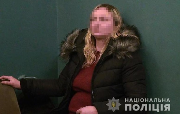 Тянула за руку: в Киеве посреди бела дня пытались украсть ребенка - подробности