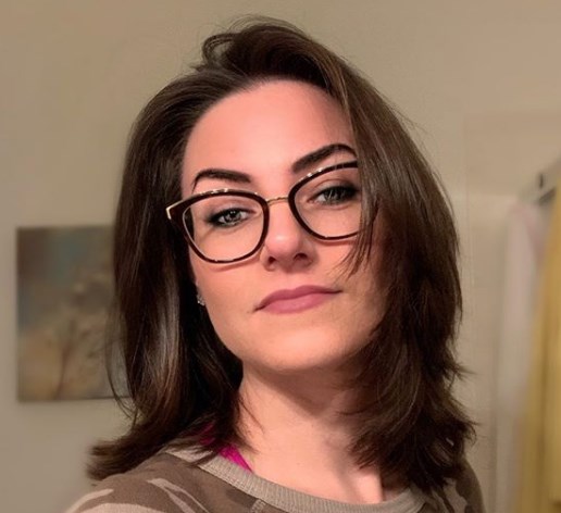 Жіночі стрижки для круглого обличчя