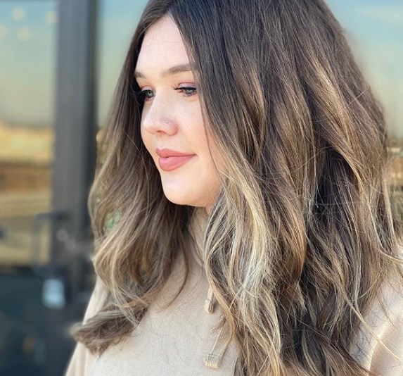 Жіночі стрижки для круглого обличчя