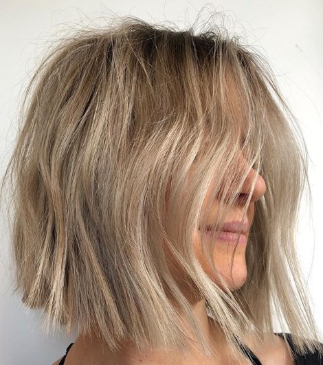 Жіночі стрижки для круглого обличчя