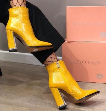 Жіноче взуття 2020 весна Жіноче взуття 2020 весна