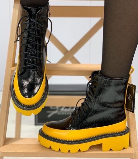 Жіноче взуття 2020 весна Жіноче взуття 2020 весна