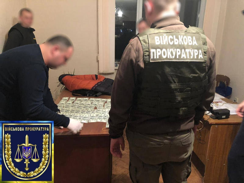 Директор заводу Зірка попався на хабарі Директор заводу Зірка попався на хабарі