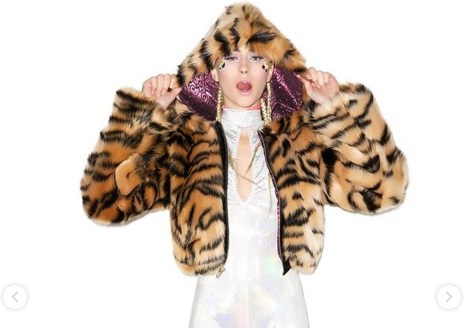 Модні куртки 2020 весна Модні куртки 2020 весна