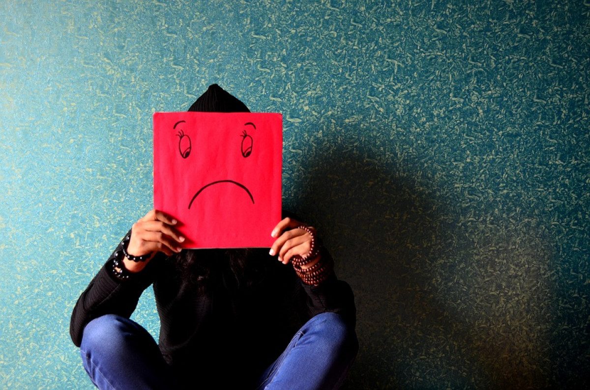 Депрессивные состояния у подростков: советы психотерапевта, как избежать беды