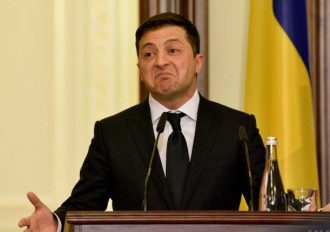 Видео с танцующим Зеленским вызвало ажиотаж в сети Видео с танцующим Зеленским вызвало ажиотаж в сети