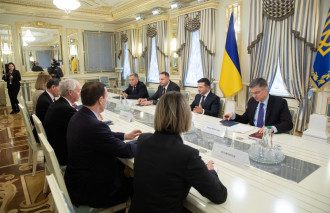 Зеленский, сенаторы Зеленский, сенаторы