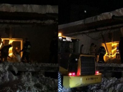 В России снег обрушил крышу кафе: один погибший, четверо под завалами