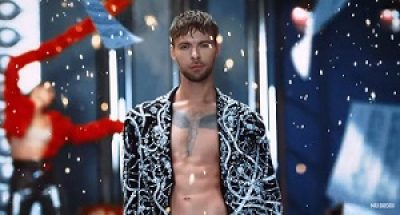 Лей, не жалей - Макс Барских представил клип-протест за сотни тысяч долларов