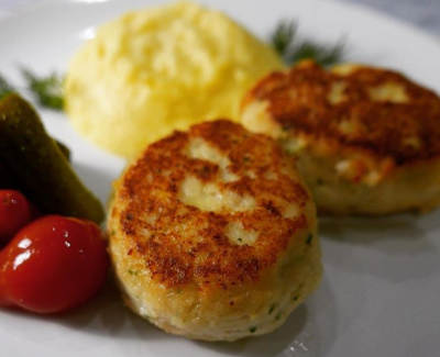 Вкуснейшие рыбные котлеты из хека можно приготовить и на пару, и в духовке - Рыбные котлеты