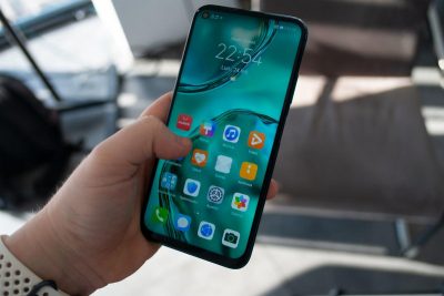Дизайн смартфона Huawei P40 Lite