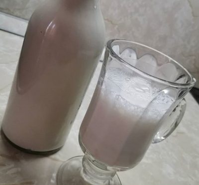 Диетолог рассказала, можно ли пить молоко взрослым / Instagram